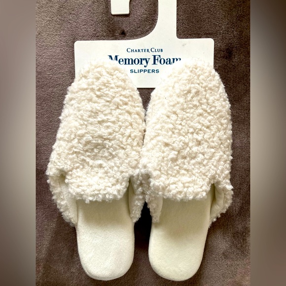 New! Charter club memory foam slippers size 7/8 - Picture 1 of 3